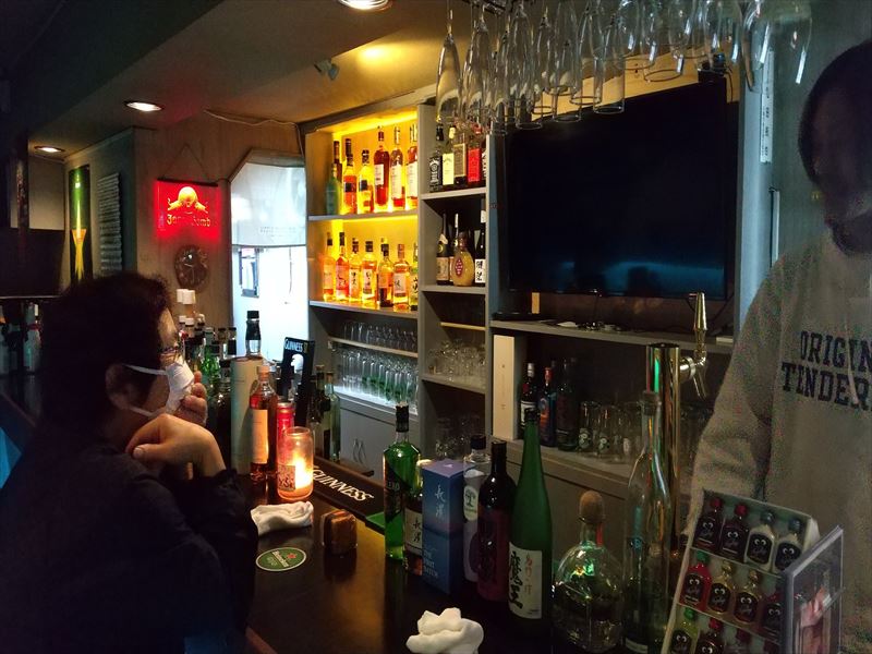TKバー 家内と