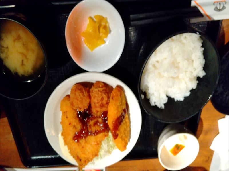 ミックスフライ 定食