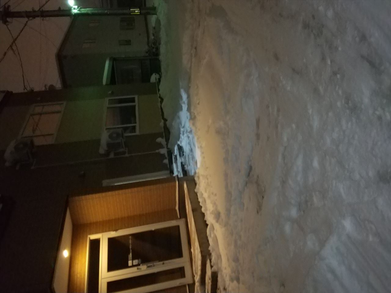 マンション前 大雪