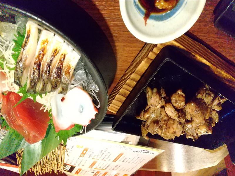 刺身と地鶏