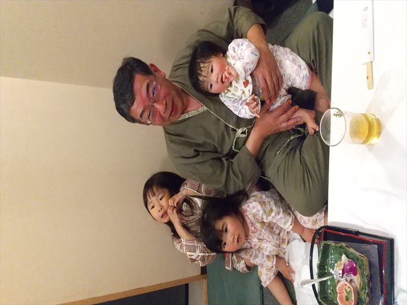 孫に包まれて