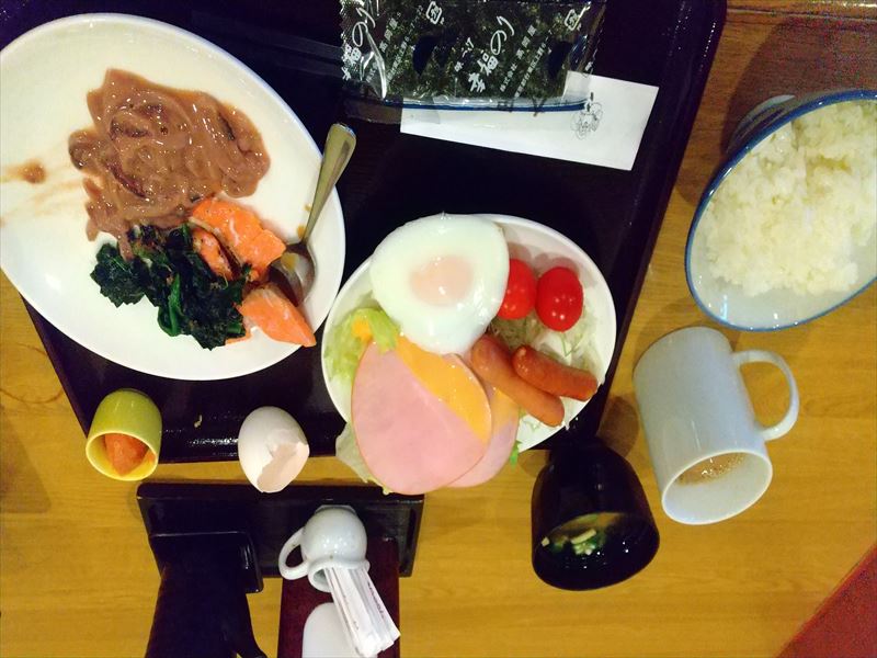 朝食 於久仁