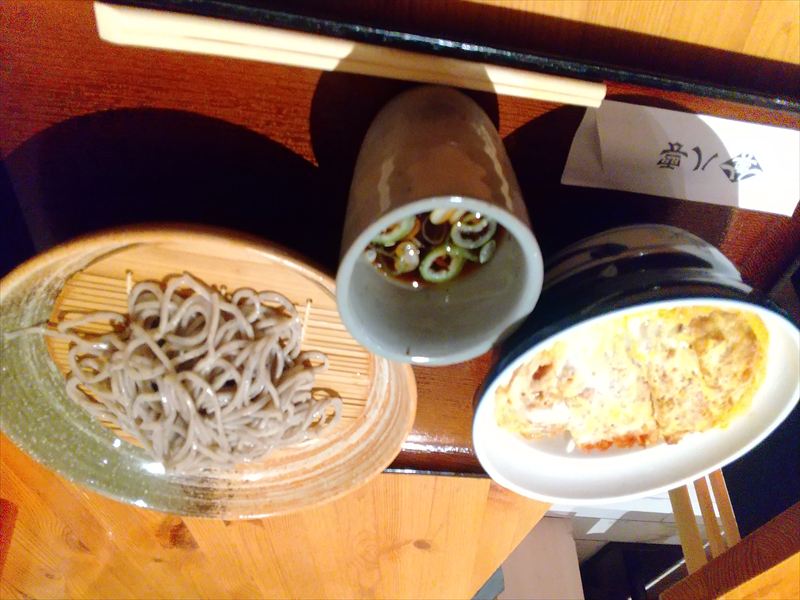 23日 そばとかつ丼