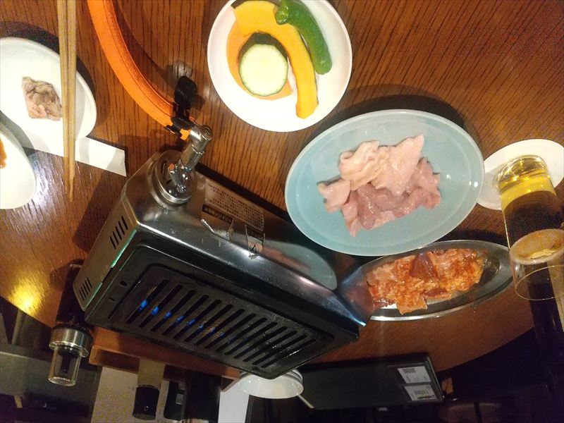 狸小路 焼肉店