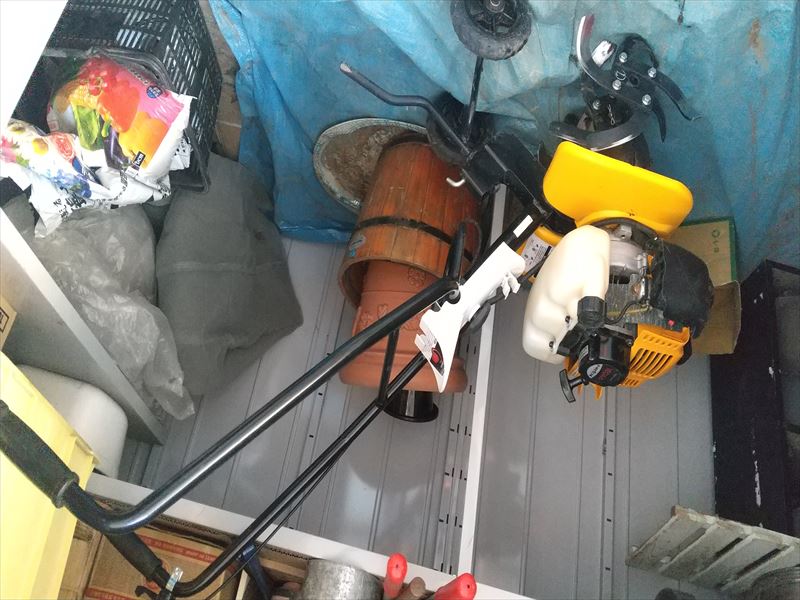 掃除した耕運機