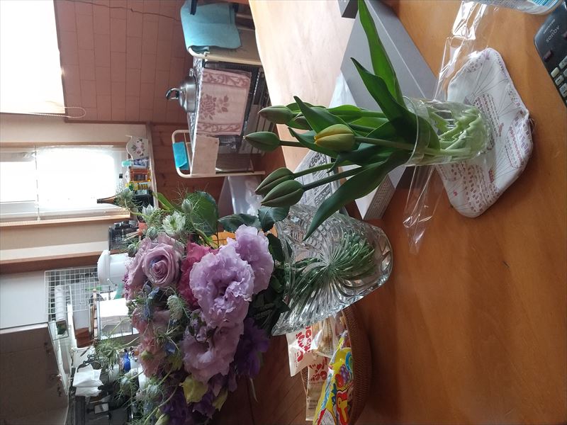 花束卓上