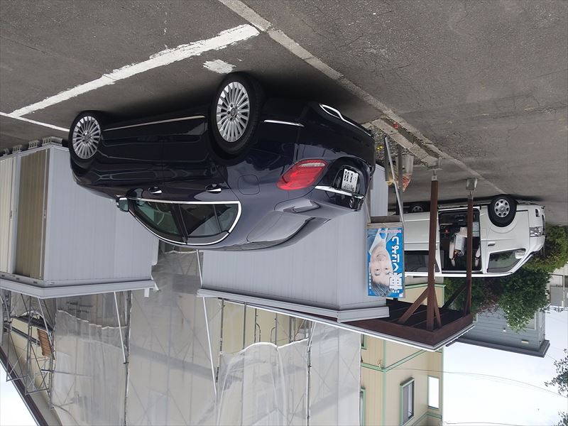 822 車後ろ 塗装中