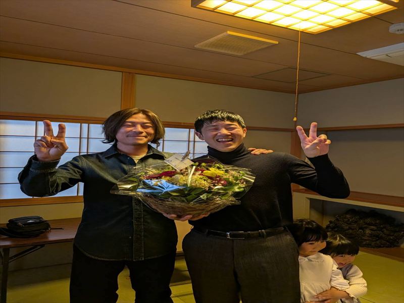 ������@���j�Ǝ�C