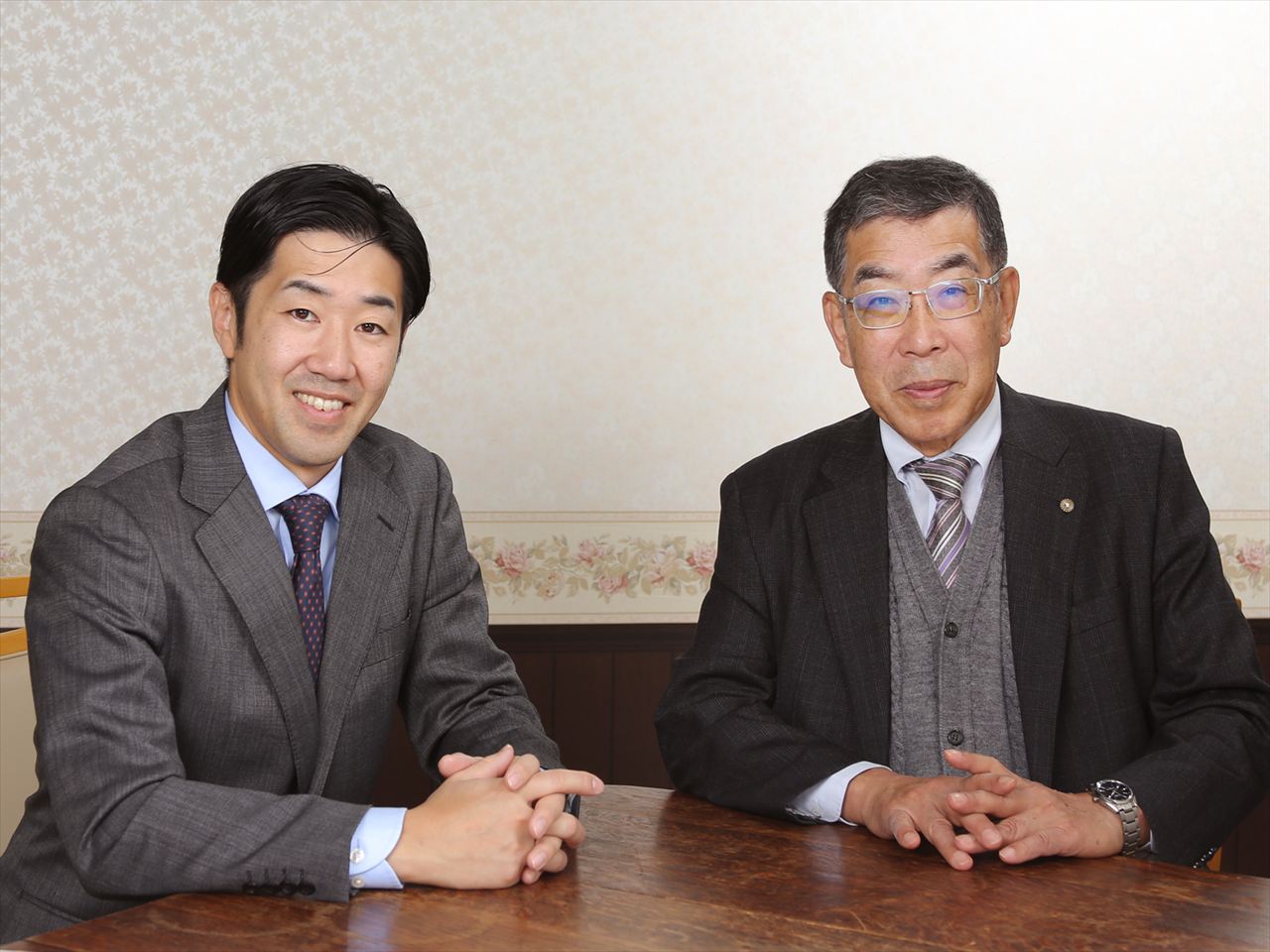 ��l�ō����Ă���